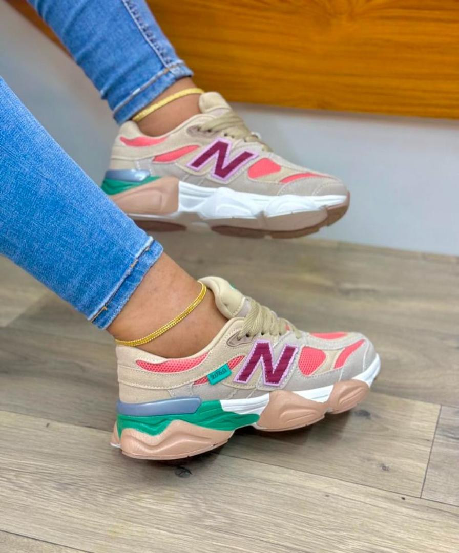 New Balance 9060 Uni-Shoes Size 37-42