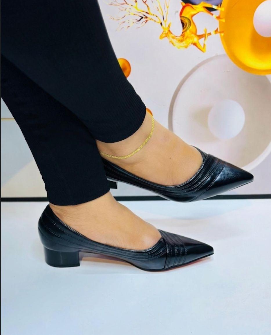 Elegant Women’s Low Heel Pointed Toe Office & Casual Shoes – Stylish Comfort Pumps